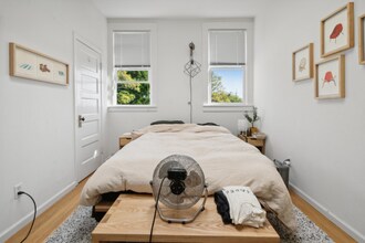 210 Corbett Ave in San Francisco, CA - Building Photo - Building Photo