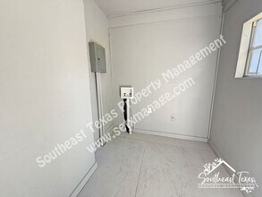 1709 Mcfaddin Ave in Beaumont, TX - Building Photo - Building Photo