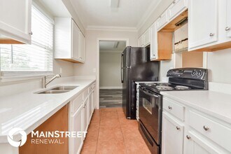 11322 Lockwood St in Leesburg, FL - Building Photo - Building Photo