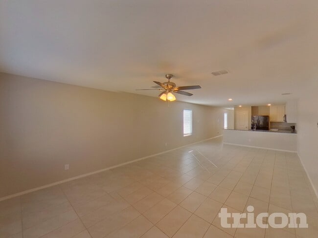 112 Cornstalk Ln in Princeton, TX - Foto de edificio - Building Photo