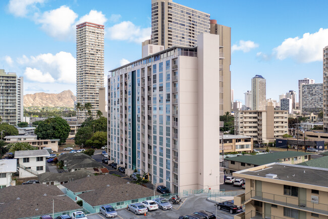 Terrace Towers in Honolulu, HI - Building Photo - Building Photo