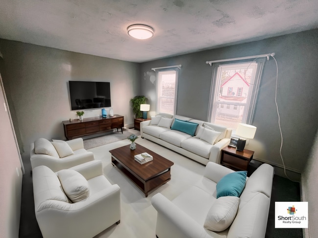 property at 505 La Grave Ave SE