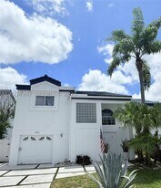 21251 NE 3rd Ct in Miami, FL - Building Photo