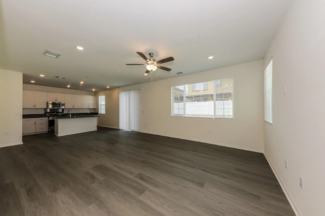 2452 Gunner Ridge Way