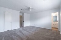 13808 Hollowgreen Dr photo'