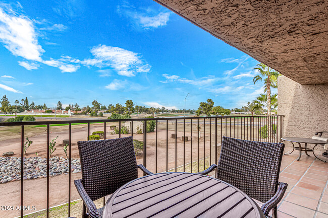 7428 N Vía Camello Del Norte in Scottsdale, AZ - Building Photo - Building Photo