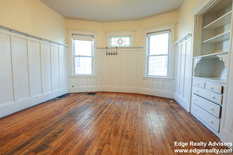 9 Greylock Rd, Unit 1 in Boston, MA - Building Photo - Building Photo