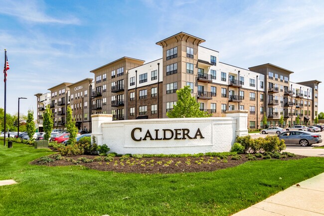 Caldera House in Lewis Center, OH - Foto de edificio - Building Photo