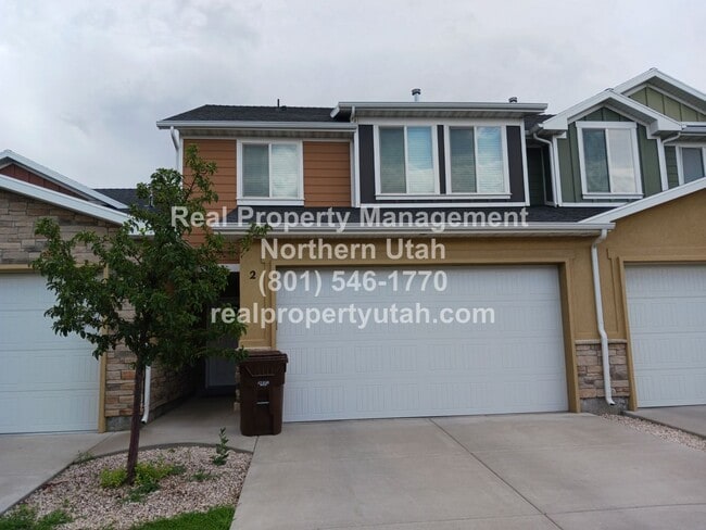 property at 3440 Kenna Ln