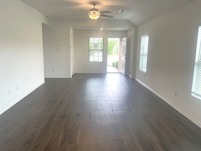 18788 Faustina Way in Roman Forest, TX - Building Photo - Building Photo