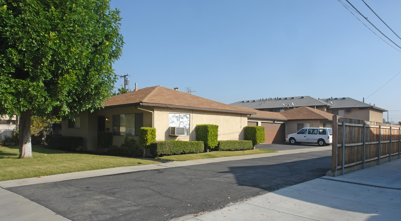 440 S San Jose Ave in Covina, CA - Building Photo