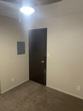 BNL Investments in Des Moines, IA - Building Photo - Building Photo