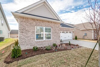 1529 Holton Rd in Gallatin, TN - Building Photo - Building Photo
