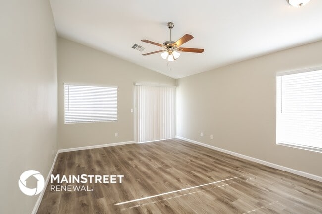 6042 Chris Craft St in North Las Vegas, NV - Building Photo - Building Photo