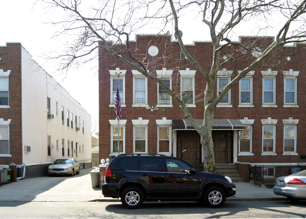 1818 76th St in Brooklyn, NY - Building Photo