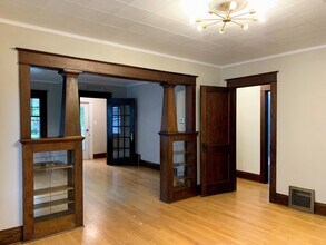 1232 Porlier St in Green Bay, WI - Foto de edificio - Building Photo