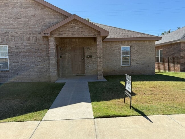 3715 22nd Pl