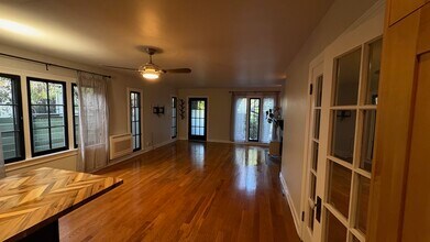 851 N Ogden Dr, Unit 851 in Los Angeles, CA - Foto de edificio - Building Photo