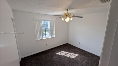 1151 N Liberty Ave in Homestead, FL - Building Photo - Building Photo