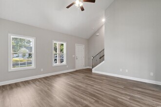 10412 Holland Ct in North Myrtle Beach, SC - Building Photo - Building Photo