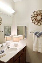 Laverne Apartments in Ames, IA - Foto de edificio - Building Photo