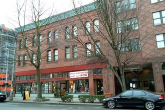 The Oregon Apartments in Seattle, WA - Building Photo - Building Photo