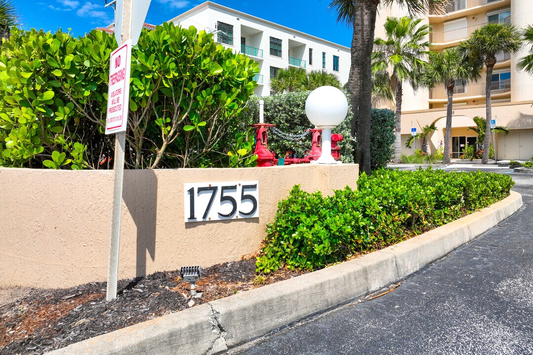 Bella Vista in Indialantic, FL - Building Photo