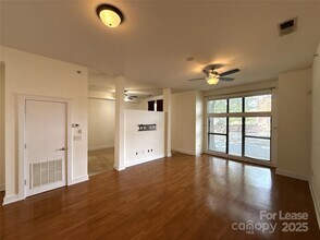 714 N Davidson St in Charlotte, NC - Foto de edificio - Building Photo