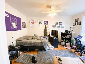 1125 Davis St in Evanston, IL - Building Photo - Building Photo