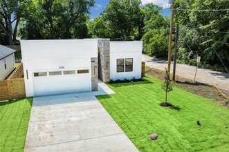 3900 De Maggio St in Dallas, TX - Building Photo - Building Photo