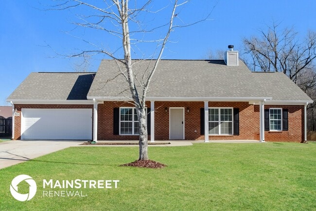 115 Chapel Creek Dr in Hazel Green, AL - Building Photo - Building Photo