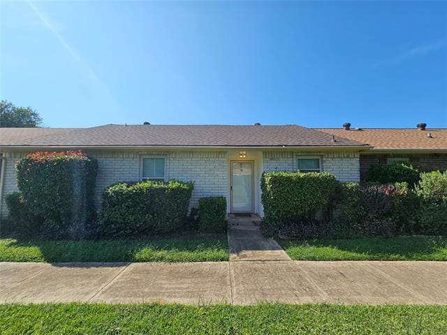 property at 16 E Mountain Creek Ct