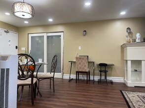 4600 S Four Mile Run Dr in Arlington, VA - Building Photo - Building Photo