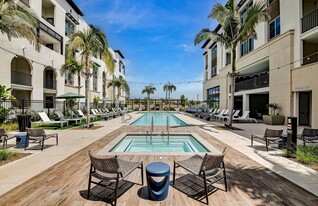 Enclave Town Center Apartments