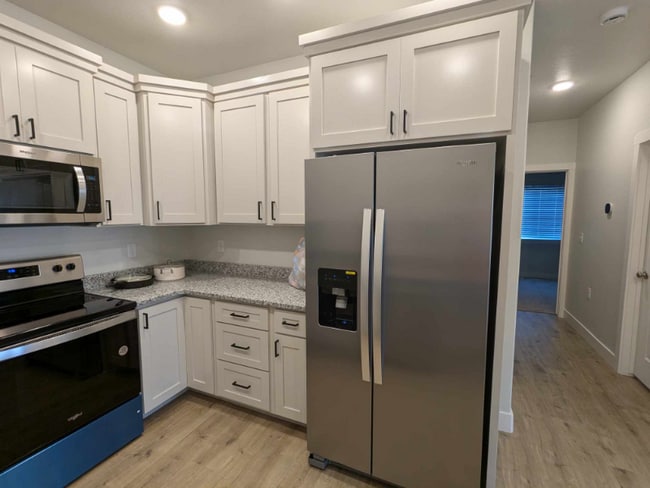 1561 N 110 W in Logan, UT - Building Photo - Building Photo