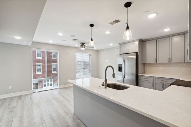 2408 N Mascher St in Philadelphia, PA - Building Photo - Building Photo