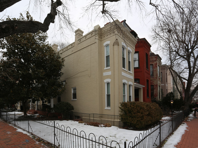 500 Constitution Ave NE in Washington, DC - Building Photo - Building Photo