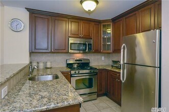 150-31 12th Ave-Unit -209 in Queens, NY - Building Photo - Building Photo
