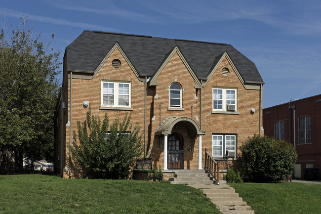 Roanoke Apartments in Oklahoma City, OK - Foto de edificio - Building Photo