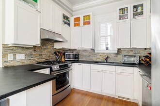 17 Perry St, Unit 2 in Cambridge, MA - Building Photo - Building Photo