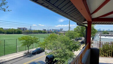 53-62 61st St in Queens, NY - Building Photo - Building Photo