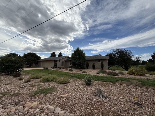 1713 Richards Lake Rd in Fort Collins, CO - Building Photo - Building Photo