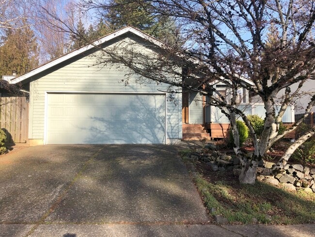 7931 SW Bond St in Tigard, OR - Building Photo - Building Photo