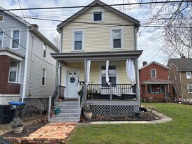 309 Penn St in Verona, PA - Building Photo