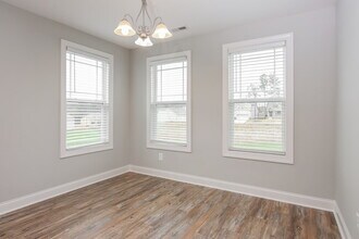 977 Airedale Trail in Garner, NC - Building Photo - Building Photo