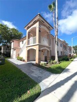 1240 SE 28th Ct, Unit 101 in Homestead, FL - Building Photo