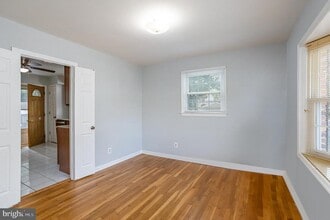 5150 Echols Ave in Alexandria, VA - Building Photo - Building Photo