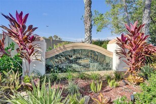 652 W Palm Aire Dr in Pompano Beach, FL - Building Photo