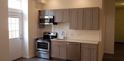 1530 N 17th St in Philadelphia, PA - Building Photo - Building Photo