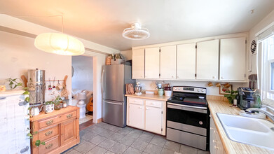 2459 Paseo Rd, Unit 2459 Paseo in Colorado Springs, CO - Building Photo - Building Photo